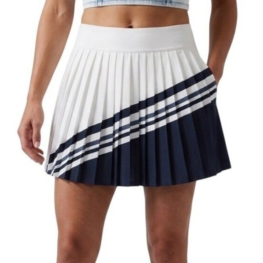 Athleta Match Point Pleated Colorblock Skort Womens Large White Navy Blue Active